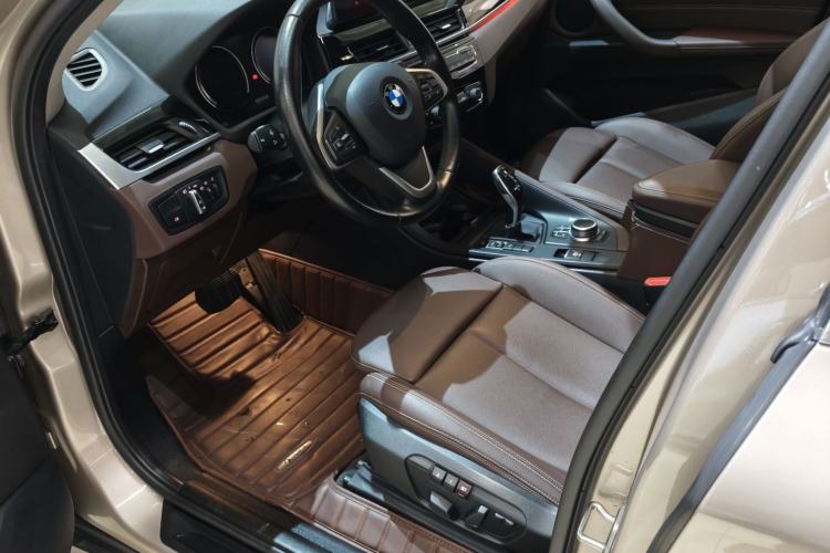 Used BMW X1 2020 sDrive25Li Leading Model Interior 2