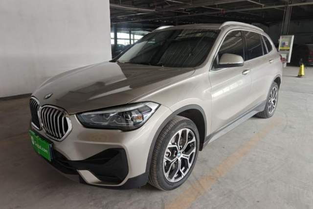 Ojetý BMW X1 2020 sDrive25Li Leading Model