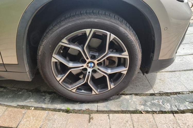 Used BMW X1 2020 sDrive25Li Leading Model Right Front Wheel Hub