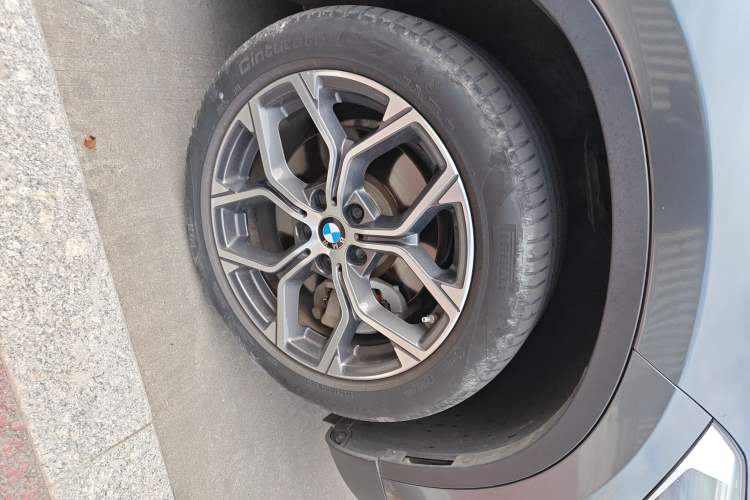 Used BMW X1 2020 sDrive25Li Leading Model Right Front Wheel Hub