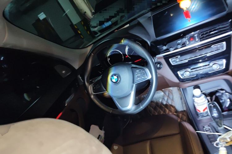 Used BMW X1 2020 sDrive25Li Leading Model Steering Wheel