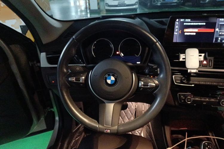 Used BMW X1 2020 sDrive25Li Leading Model Steering Wheel