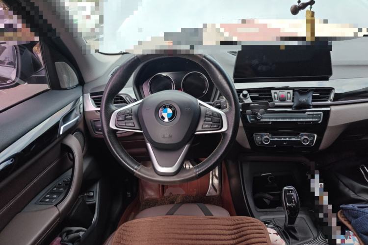 Used BMW X1 2020 sDrive25Li Leading Model Steering Wheel