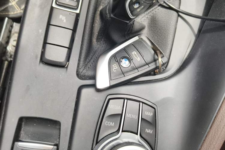 Used BMW X1 2020 sDrive25Li Leading Model Vehicle Key