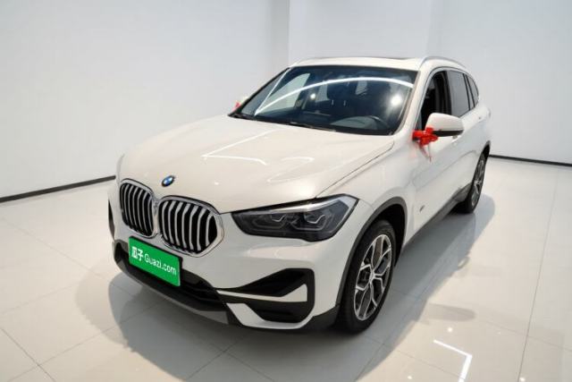 Ojetý BMW X1 2020 sDrive25Li Leading Model