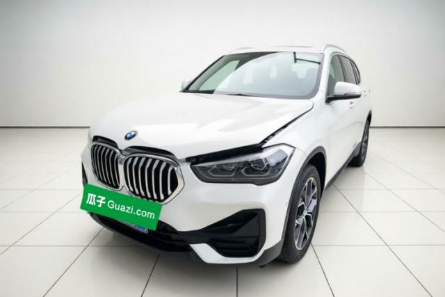 Ojetý BMW X1 2020 sDrive25Li Leading Model