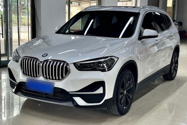 Ojetý BMW X1 2020 sDrive20Li Fashion Model