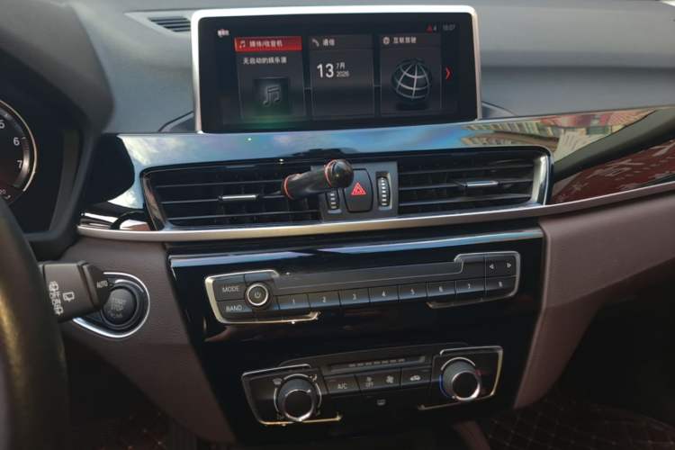 Used BMW X1 2020 sDrive20Li Fashion Model Audio And AC Panel
