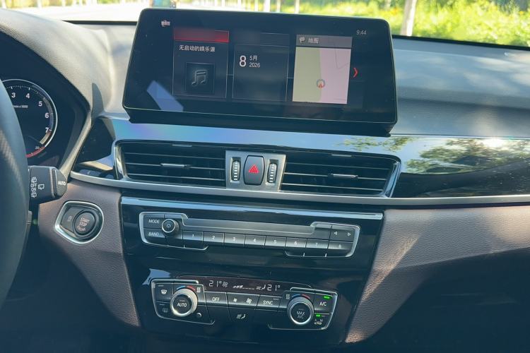 Used BMW X1 2020 sDrive25Li Leading Model Audio And AC Panel