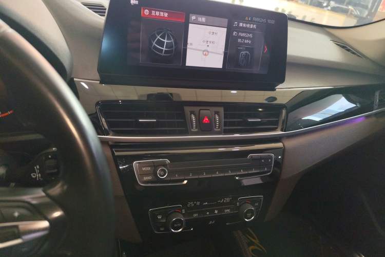 Used BMW X1 2020 sDrive20Li Premium Edition Audio And AC Panel