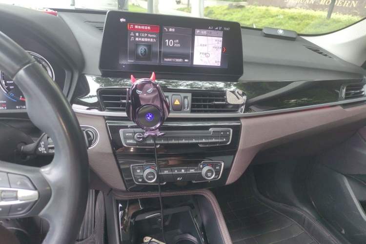 Used BMW X1 2020 sDrive20Li Premium Edition Audio And AC Panel