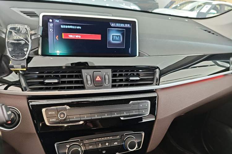 Used BMW X1 2020 sDrive20Li Fashion Model Audio And AC Panel