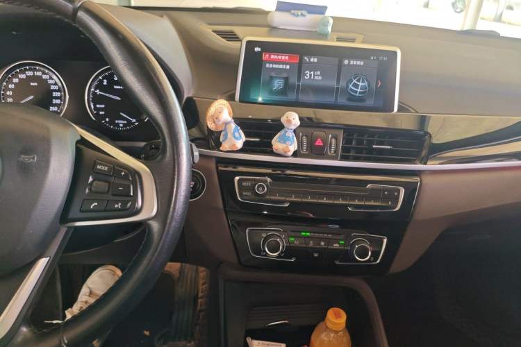 Used BMW X1 2020 sDrive20Li Fashion Model Audio And AC Panel