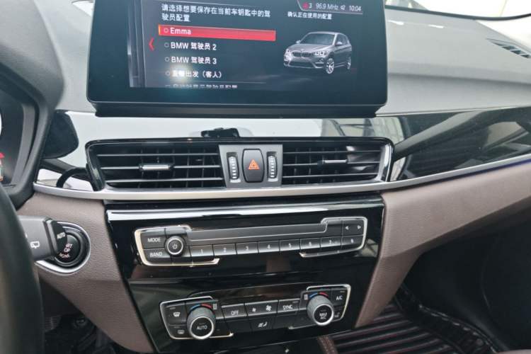 Used BMW X1 2020 sDrive20Li Premium Edition Audio And AC Panel
