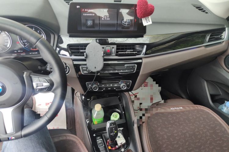 Used BMW X1 2020 sDrive20Li Premium Edition Audio And AC Panel