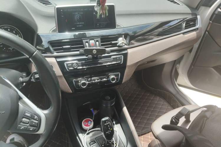 Used BMW X1 2020 sDrive20Li Fashion Model Audio And AC Panel