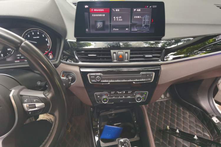 Used BMW X1 2020 sDrive20Li Premium Edition Audio And AC Panel