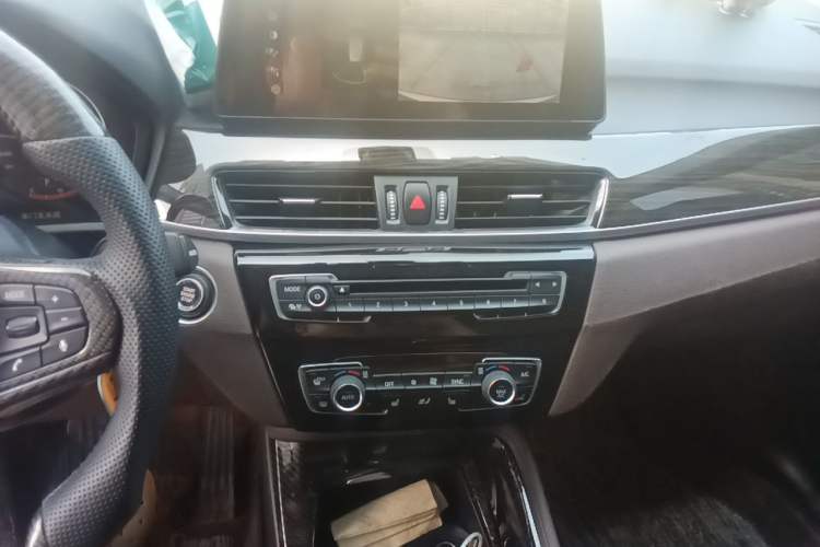 Used BMW X1 2020 sDrive25Li Leading Model Audio And AC Panel