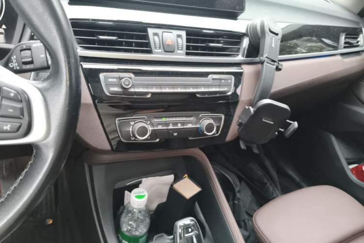Used BMW X1 2020 sDrive20Li Fashion Model Audio And AC Panel