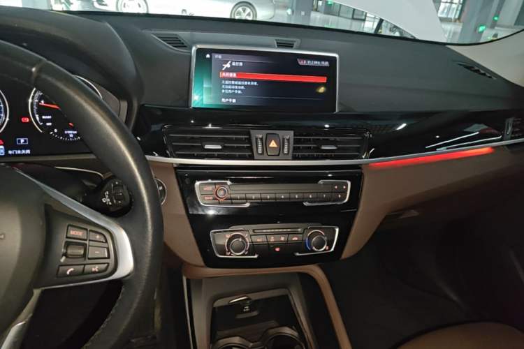 Used BMW X1 2020 sDrive20Li Fashion Model Audio And AC Panel