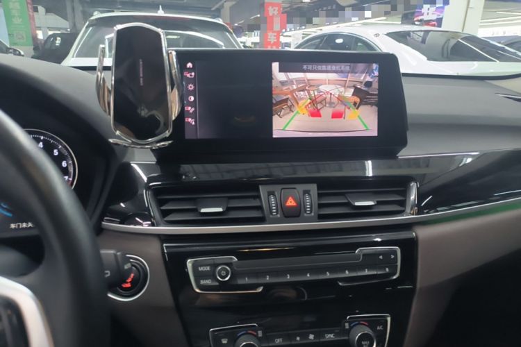 Used BMW X1 2020 sDrive25Li Leading Model Audio And AC Panel