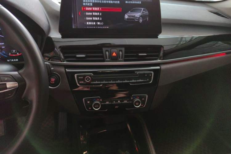 Used BMW X1 2020 sDrive20Li Premium Edition Audio And AC Panel
