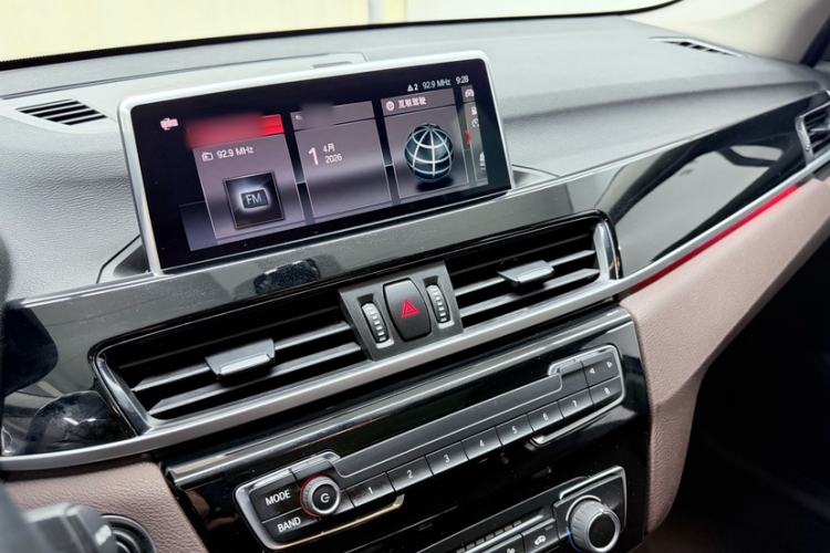 Used BMW X1 2020 sDrive20Li Fashion Model Audio And AC Panel