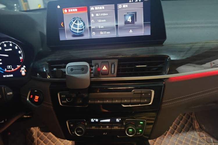 Used BMW X1 2020 xDrive25Li Luxury Edition Audio And AC Panel