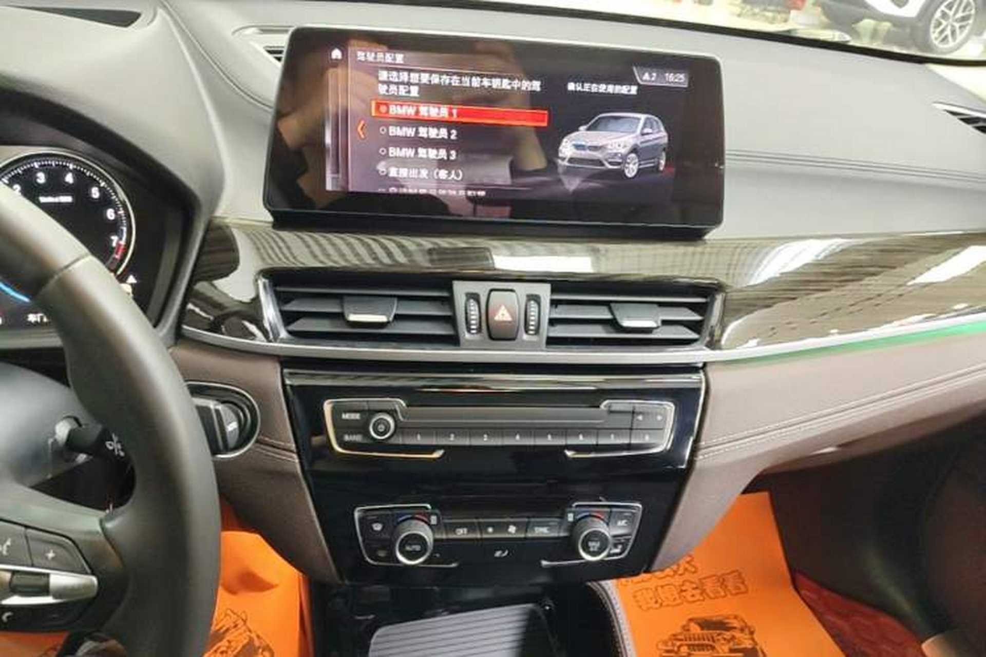 Used BMW X1 2020 xDrive25Li Luxury Edition Audio And AC Panel