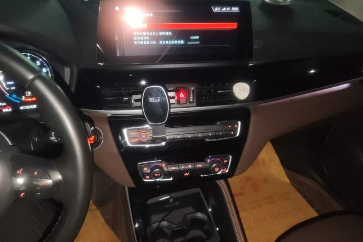 Used BMW X1 2020 sDrive20Li Premium Edition Audio And AC Panel