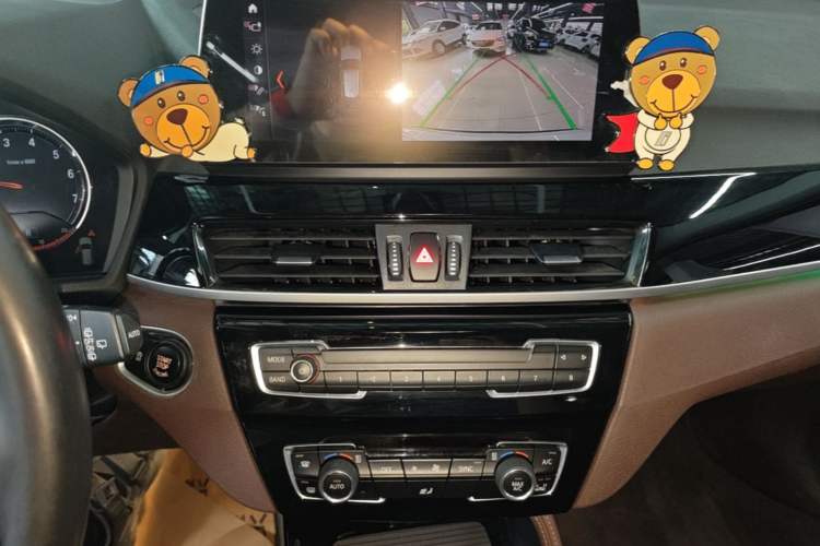 Used BMW X1 2020 sDrive20Li Premium Edition Audio And AC Panel