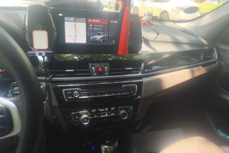 Used BMW X1 2020 sDrive25Li Leading Model Audio And AC Panel