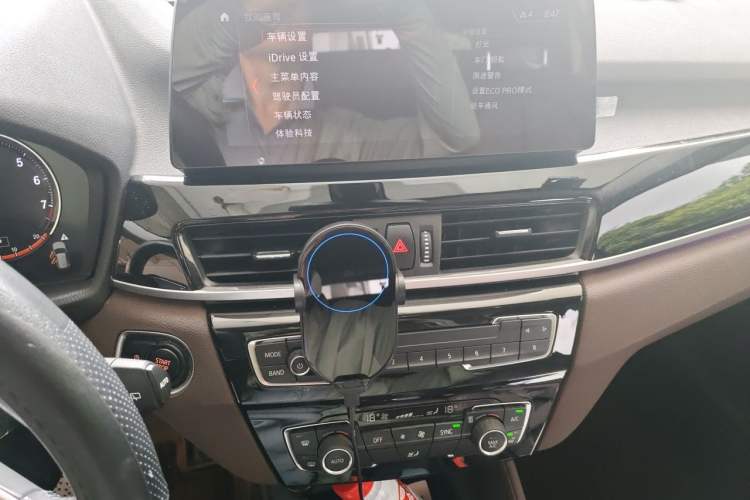 Used BMW X1 2020 sDrive25Li Leading Model Audio And AC Panel