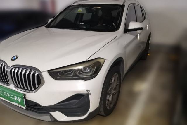 BMW X1 2020 sDrive25Li Leading Model с пробегом