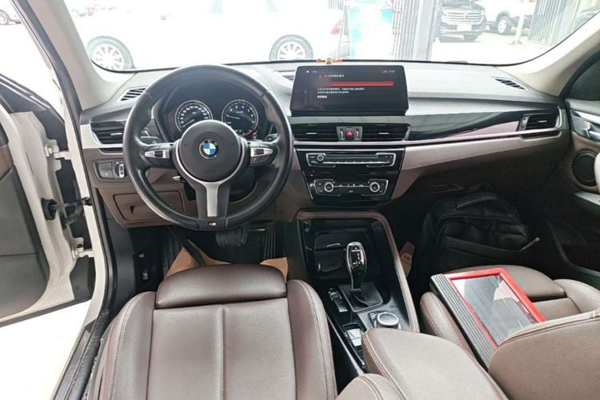 Used BMW X1 2020 sDrive20Li Premium Edition Center Console
