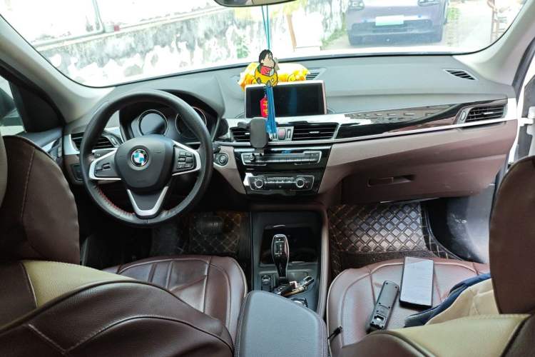 Used BMW X1 2020 sDrive20Li Fashion Model Center Console