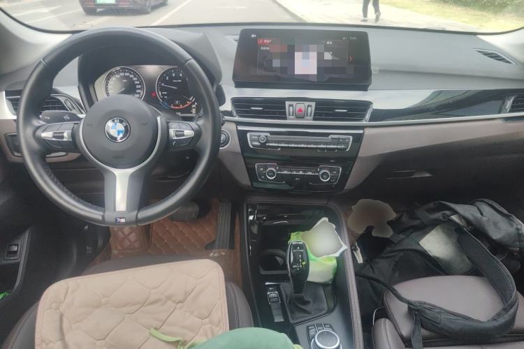 Used BMW X1 2020 sDrive20Li Premium Edition Center Console