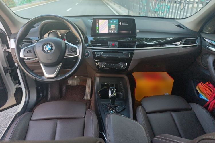 Used BMW X1 2020 sDrive25Li Leading Model Center Console