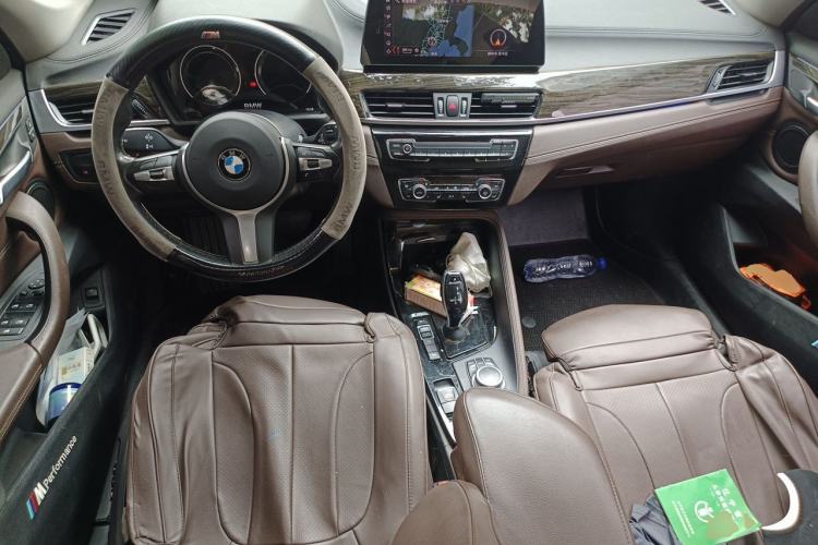 Used BMW X1 2020 xDrive25Li Luxury Edition Center Console