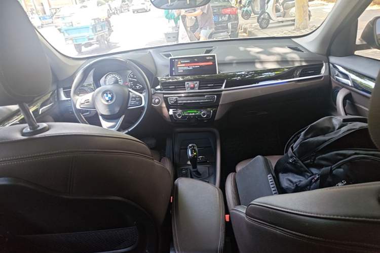 Used BMW X1 2020 sDrive20Li Fashion Model Center Console
