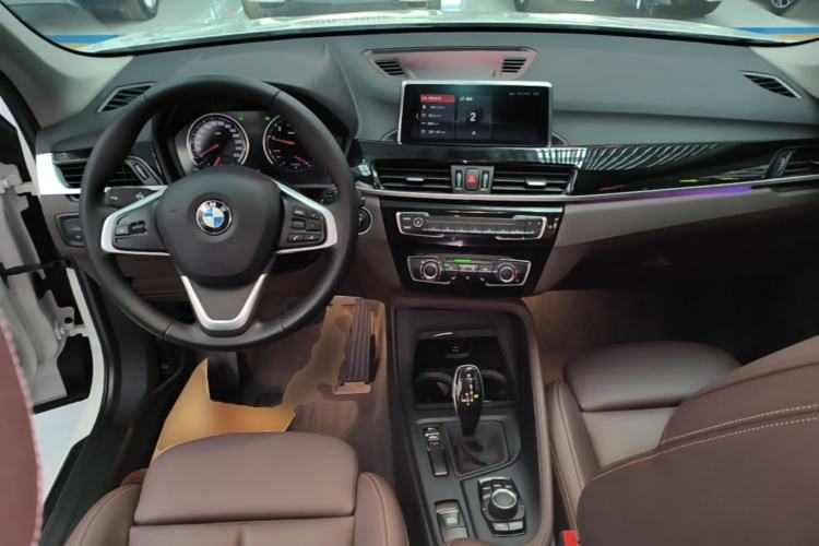 Used BMW X1 2020 sDrive20Li Fashion Model Center Console