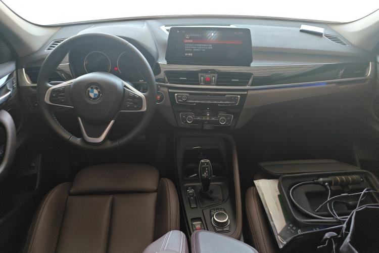 Used BMW X1 2020 sDrive25Li Leading Model Center Console