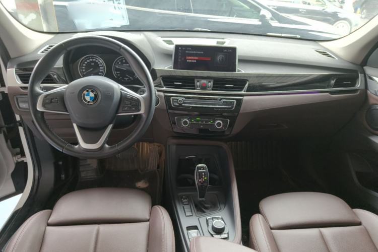 Used BMW X1 2020 sDrive20Li Fashion Model Center Console