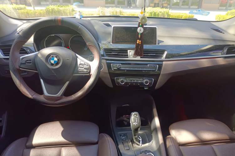 Used BMW X1 2020 sDrive20Li Fashion Model Center Console