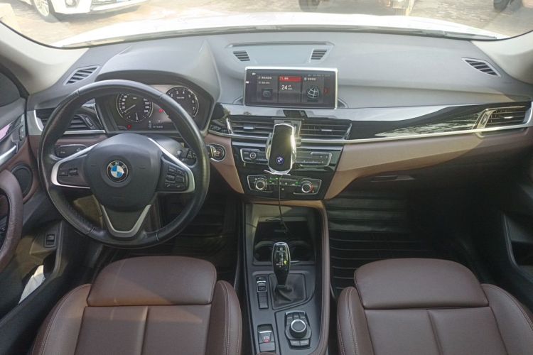 Used BMW X1 2020 sDrive20Li Fashion Model Center Console