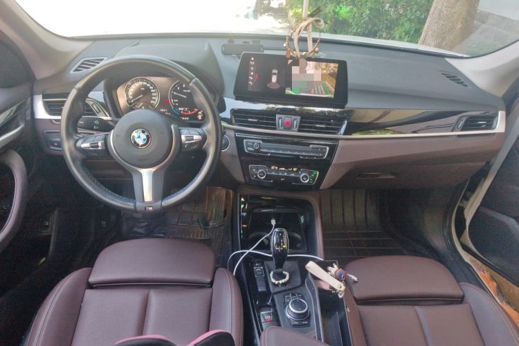 Used BMW X1 2020 sDrive20Li Premium Edition Center Console