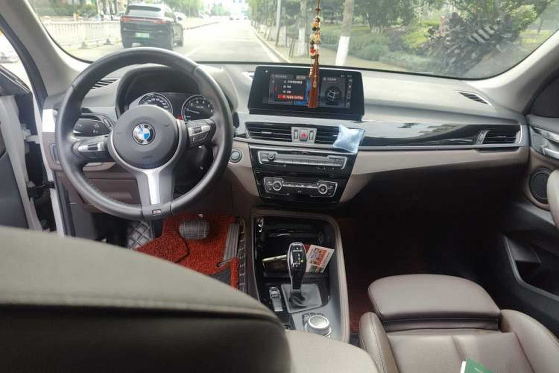 Used BMW X1 2020 sDrive20Li Premium Edition Center Console
