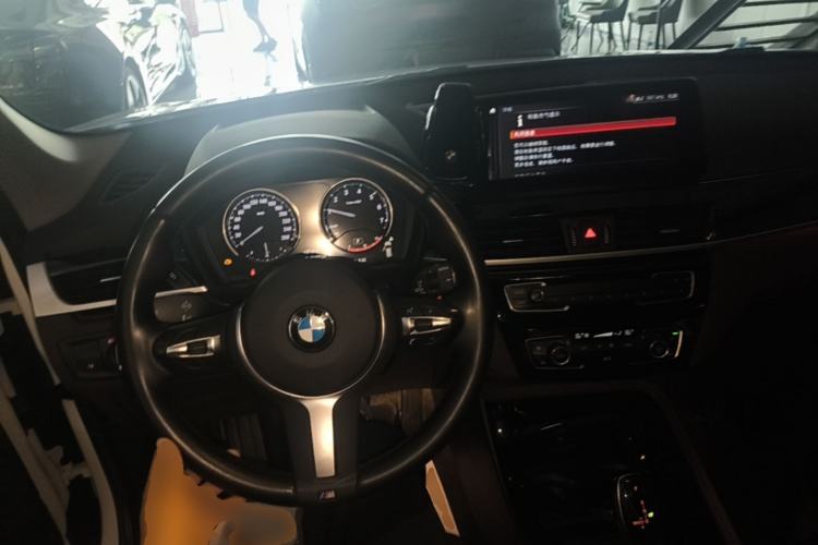 Used BMW X1 2020 sDrive20Li Premium Edition Center Console