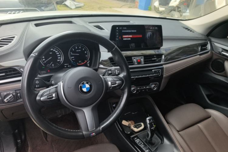 Used BMW X1 2020 xDrive25Li Luxury Edition Center Console