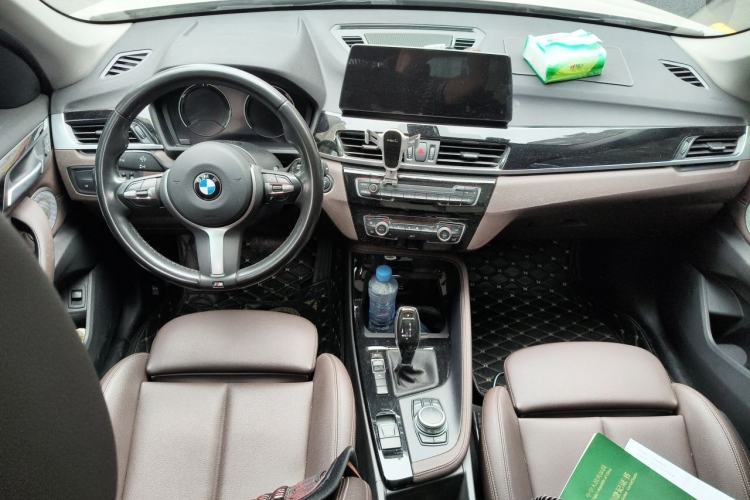 Used BMW X1 2020 sDrive20Li Premium Edition Center Console